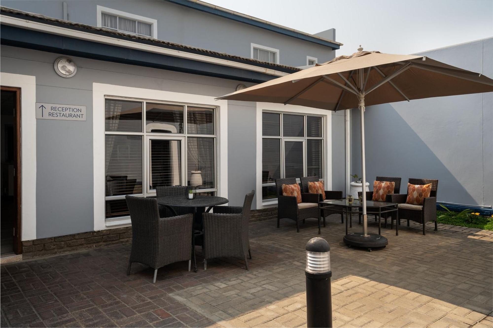 Protea Hotel By Marriott Walvis Bay Indongo Exterior photo